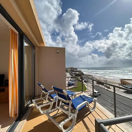 Apartment With Breathtaking View Praia da Lourinha